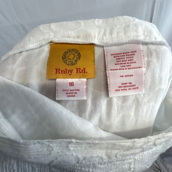 Ruby Rd Skirt Size 16 White Textured  fit flare cotton side zip Great - Picture 8 of 8